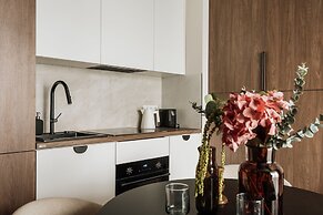 Electra Apartments by StayLab