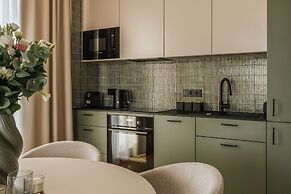 Electra Apartments by StayLab