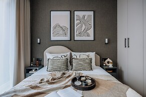 Electra Apartments by StayLab