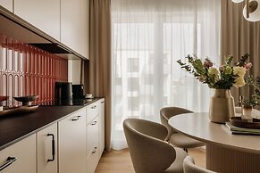 Electra Apartments by StayLab