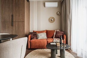 Electra Apartments by StayLab