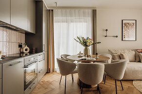 Electra Apartments by StayLab