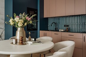 Electra Apartments by StayLab