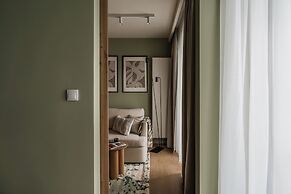 Electra Apartments by StayLab