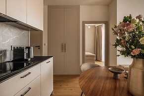 Electra Apartments by StayLab