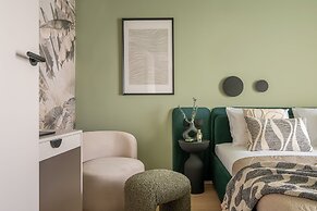 Electra Apartments by StayLab
