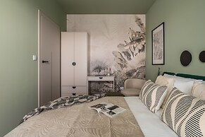 Electra Apartments by StayLab