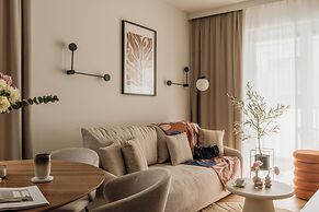 Electra Apartments by StayLab