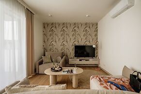 Electra Apartments by StayLab