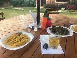 Reyna Hotel Machakos