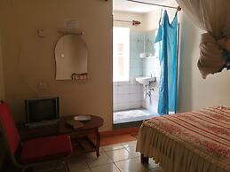 Reyna Hotel Machakos