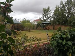Reyna Hotel Machakos