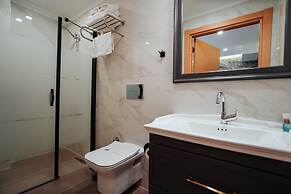 YAMANS PARK HOTEL