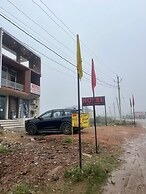 HOTEL BHAGWATI PALACE