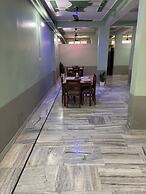 HOTEL BHAGWATI PALACE