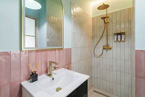 Charm Beach Retreat