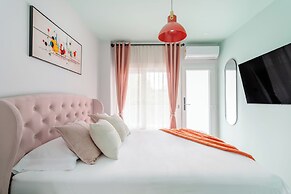Charm Beach Retreat