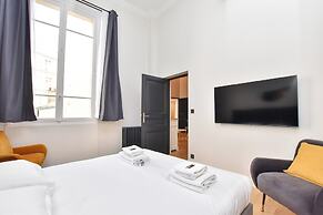 Charming Apartment - 2br/7p - Arc de Triomphe