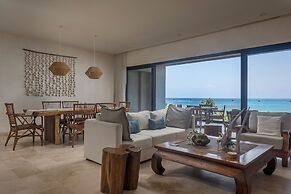 Antal by Beach Please Tulum