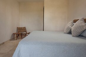 Antal by Beach Please Tulum