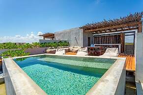 Antal by Beach Please Tulum