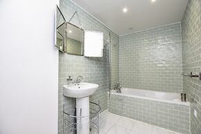 Elegant Apartment - 3br/8p - Gare de L'est