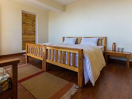 Kasar Rainbow Yoga Retreat