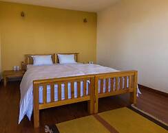 Kasar Rainbow Yoga Retreat