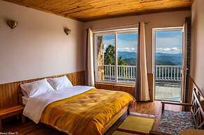Kasar Rainbow Yoga Retreat