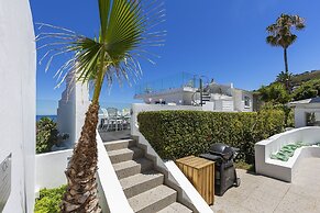 YOLO Spaces - Clifton Petite Villa
