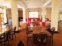 OLOIRIEN HOTEL & RESORT