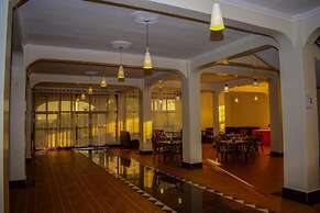OLOIRIEN HOTEL & RESORT