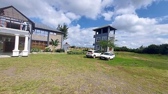 OLOIRIEN HOTEL & RESORT