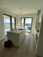 Modern Beach Apartment With Balcony Parking