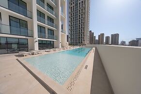 JVC Studio for 2 People With City Views