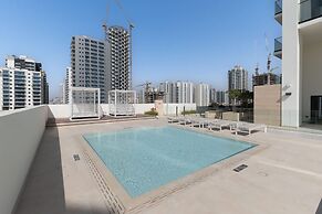 JVC Studio for 2 People With City Views