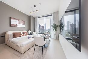 JVC Studio for 2 People With City Views