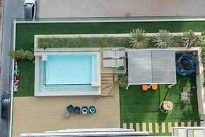 JVC Studio for 2 People With City Views