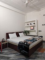 hotel shraddha palace