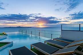 Sea View Room Great Location N