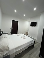 Thanit rooms
