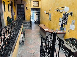 Meson Acueducto