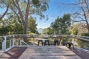 Coningham Beach House - 3 Bedrooms