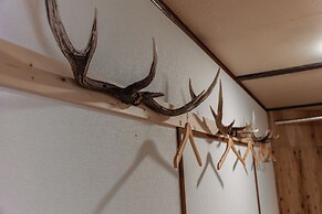 KING DEER