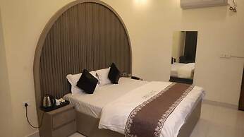 Hotel R Raghavam