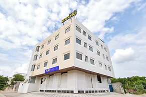 Fabhotel Cozzy Stay