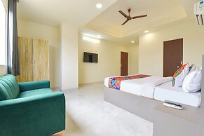 Fabhotel Cozzy Stay