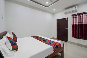 Fabhotel Ramendra Palace
