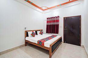 Fabhotel Ramendra Palace