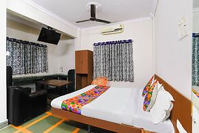 Fabhotel Peaceful Studio Aai Bungalow